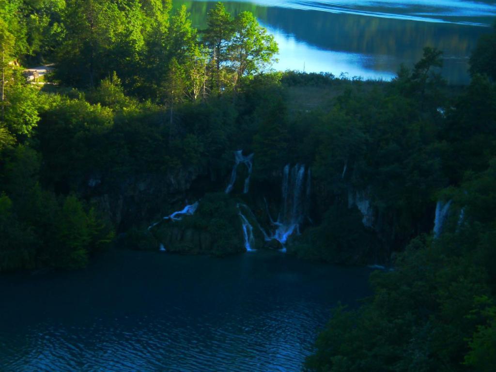 Guesthouse Blazenka Hodak เซลิสเต เดรซิสโก ภายนอก รูปภาพ