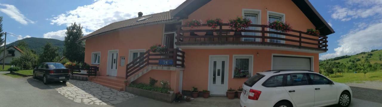 Guesthouse Blazenka Hodak เซลิสเต เดรซิสโก ภายนอก รูปภาพ